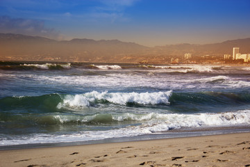 Fototapeta premium Stormy ocean waves. beautiful seascape.