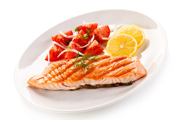 Grilled salmon and vegetables 