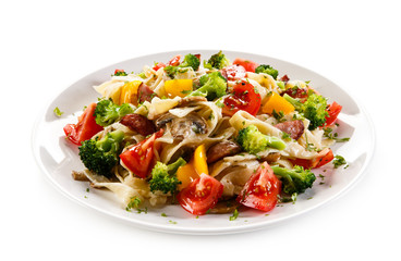 Pasta with meat, tomato sauce and vegetables 