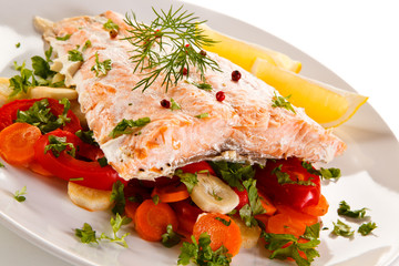 Roasted salmon and vegetables