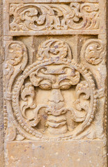 Fototapeta na wymiar Carved pillars at Chand Baori