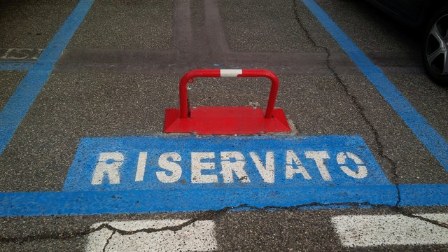 parcheggio riservato