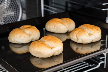 Brot im Backofen