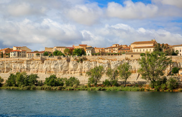 Fototapeta na wymiar View of the Duero River and part of Zamora, Spain by Via de la P