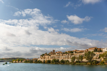 Fototapeta na wymiar Landscape with the city of Zamora in the background, and view of