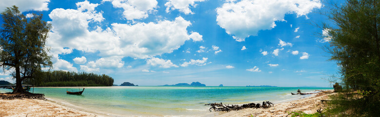 Fototapeta na wymiar Pak Meng Beach is a tourist attraction of the province, Thailand