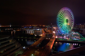 横浜　みなとみらい　日本　神奈川　夏　観覧車　お台場　東京