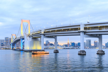 Fototapeta na wymiar Twilight Tokyo Rainbow bridge