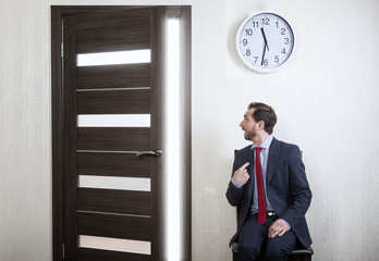 Waiting for a job interview