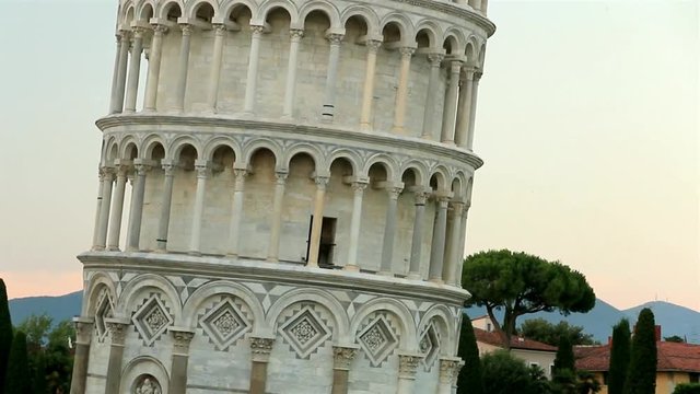 La tour pench&eacute;e de Pise