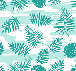 Fototapeta na wymiar Beautiful seamless tropical jungle floral pattern background with palm leaves. Vector illustration.