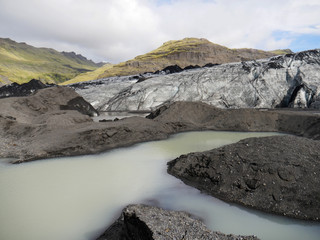 Gletscherzunge des Gletschers Solheimajökull in Island
