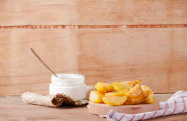 Sour cream sauce and potato