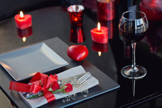 Table place setting with holidays decoration.