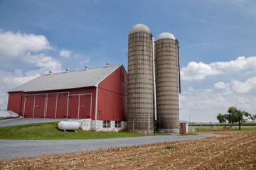 Amish farm and barn in Lancaster, PA