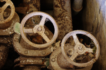 old  pipes rusty 