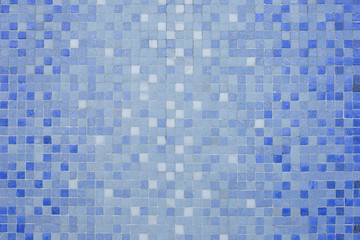Fototapeta premium Blue and white mosaic wall background texture