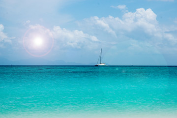 Fototapeta premium Beautiful beach with sky and tropical sea in Thailand