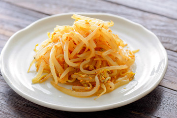 もやしのナムル