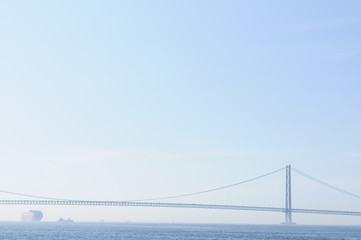 Obraz premium 海峡の街・明石浦