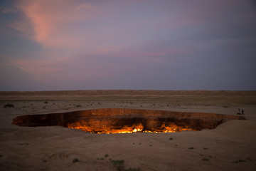 Derweze Gas Crater known as 'The Door to Hell',Turkmenistan - obrazy, fototapety, plakaty