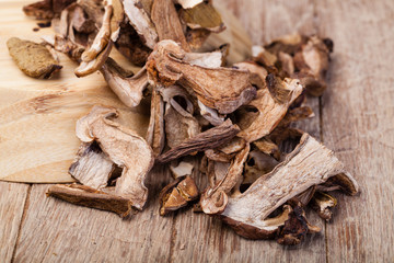 dried mushrooms