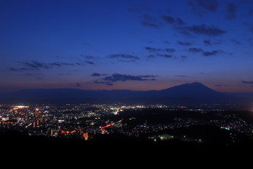 Naklejka premium Night view of Iwate mountain