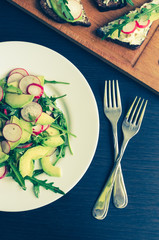 Vegetable salad with avocado