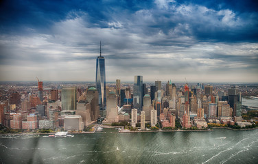 Naklejka premium Helicopter view of Downtown Manhattan