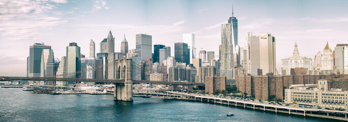NEW YORK CITY - OCTOBER 22, 2015: Lower Manhattan skyline from M - obrazy, fototapety, plakaty
