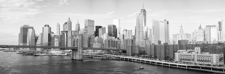NEW YORK CITY - OCTOBER 22, 2015: Lower Manhattan skyline from M