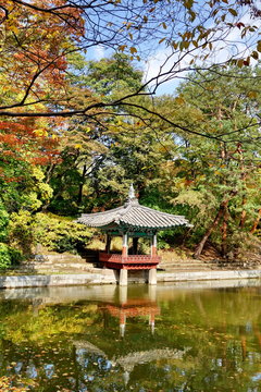 Korean traditional ancient pavilion in royal palace, Seoul, South Korea