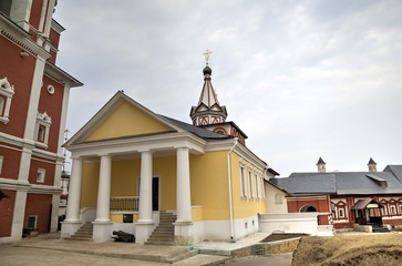 Fototapeta na wymiar Саввино-Сторожевский монастырь. Звенигород, Россия.