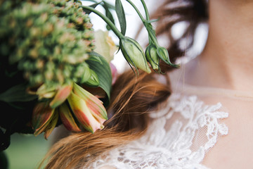 wedding flowers, bridal bouquet
