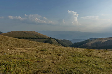 Fototapeta premium Beklemeto pass road, Balkan mountain, Bulgaria