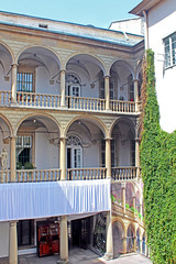 Obraz premium Italian yard in Lviv, Ukraine