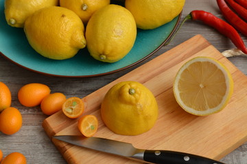 Lemons on the blue plate