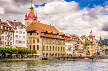 Obraz premium Beautiful river cityscape of Lucerne, Switzerland