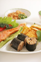 美味しい鮭と温かいごはん