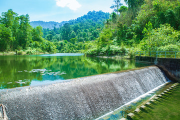 Naklejka premium Landscape with beautiful mountain lake and Dam water