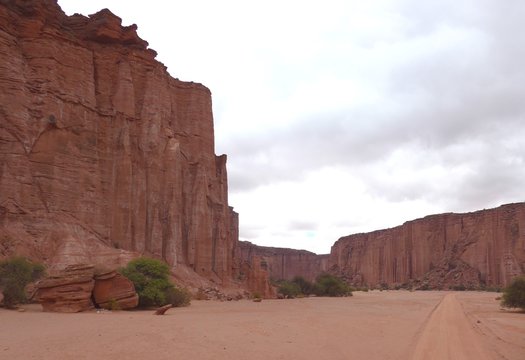 A dry but stunning Canyon in Parque Nacional Talampaya in Argentina