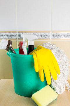 
A set of sponges and cleaning products for cleaning
