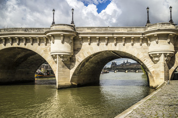 Obraz premium Bridge over the River Seine, Paris, France