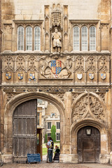 Great Gate in Trinity College of Cambridge University, Cambridge - 136159427