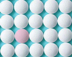 white and pink pills