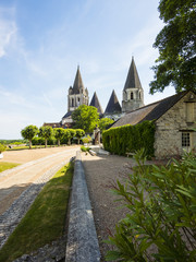 Fototapeta na wymiar Saint-Ours Kirche, Logis Royal, Loches, Gemeinde, Tours, Departement Indre-et-Loire, Centre, Frankreich