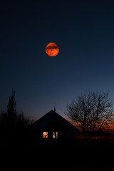 the house of night, the moon in the dark