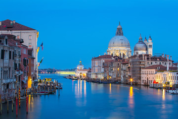 Fototapeta na wymiar Night at Venice city canal skyline in Venice Italy
