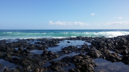 Verde, negro y azul