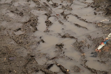 dirty road